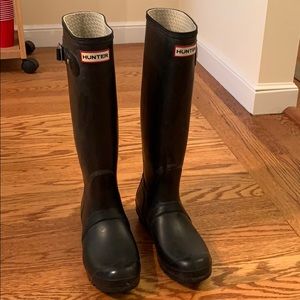 Black Hunter Boots
